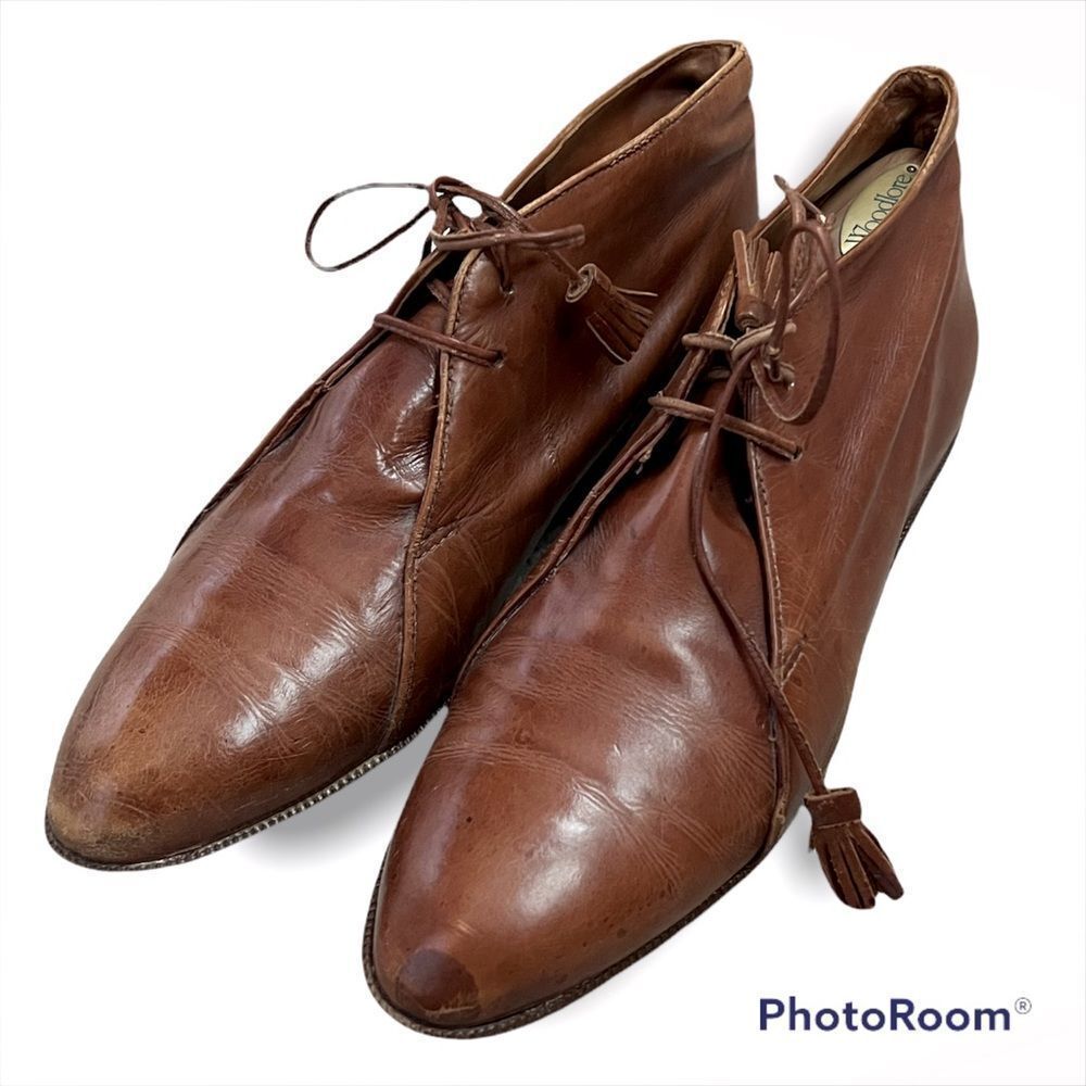 Joan and David Leather Vintage Chucka Booties Size: 9 1/2​